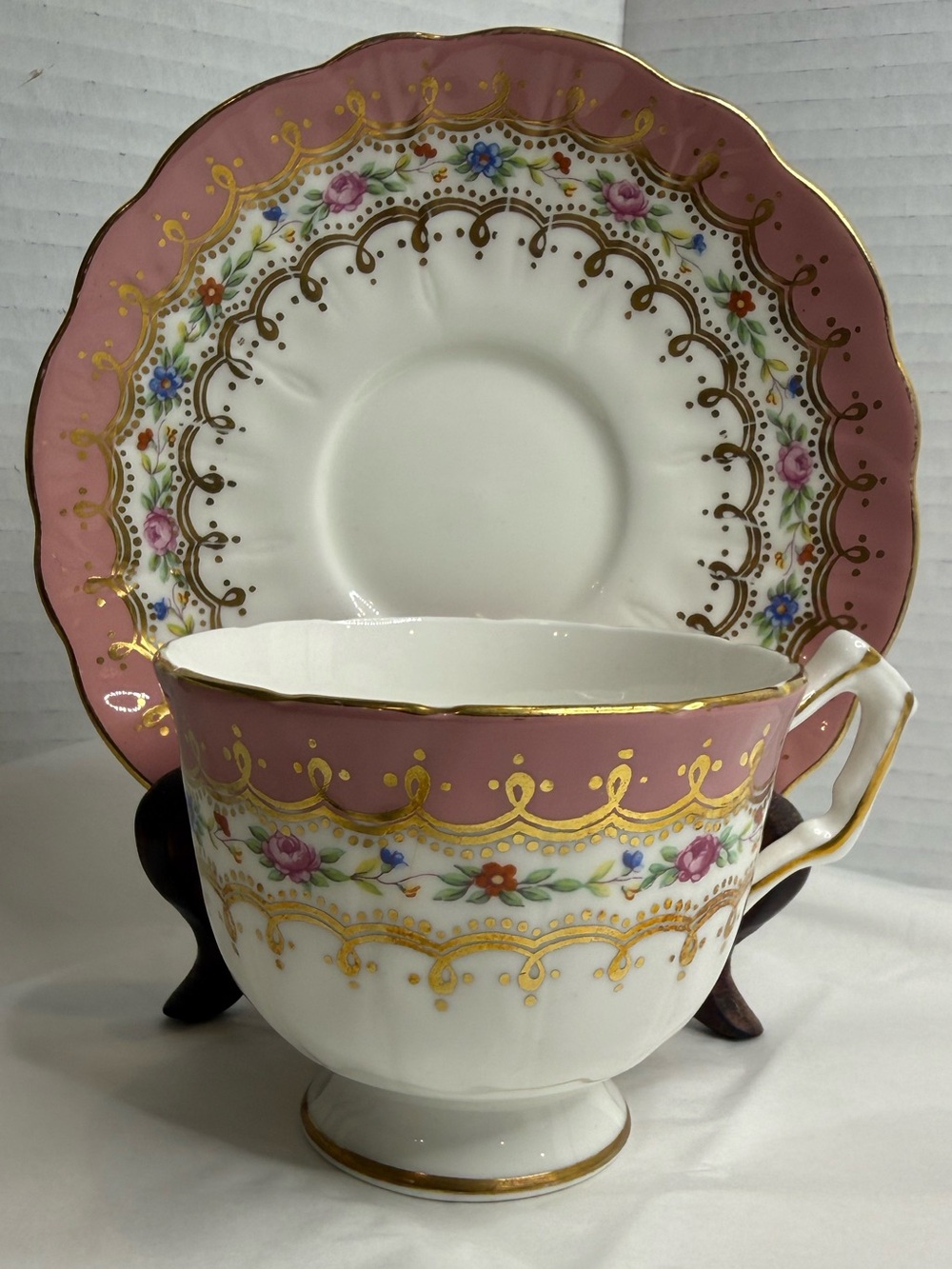 VTG Aynsley Teacup and Saucer w/Pink Floral and Gold Border Crocus Pattern 2466